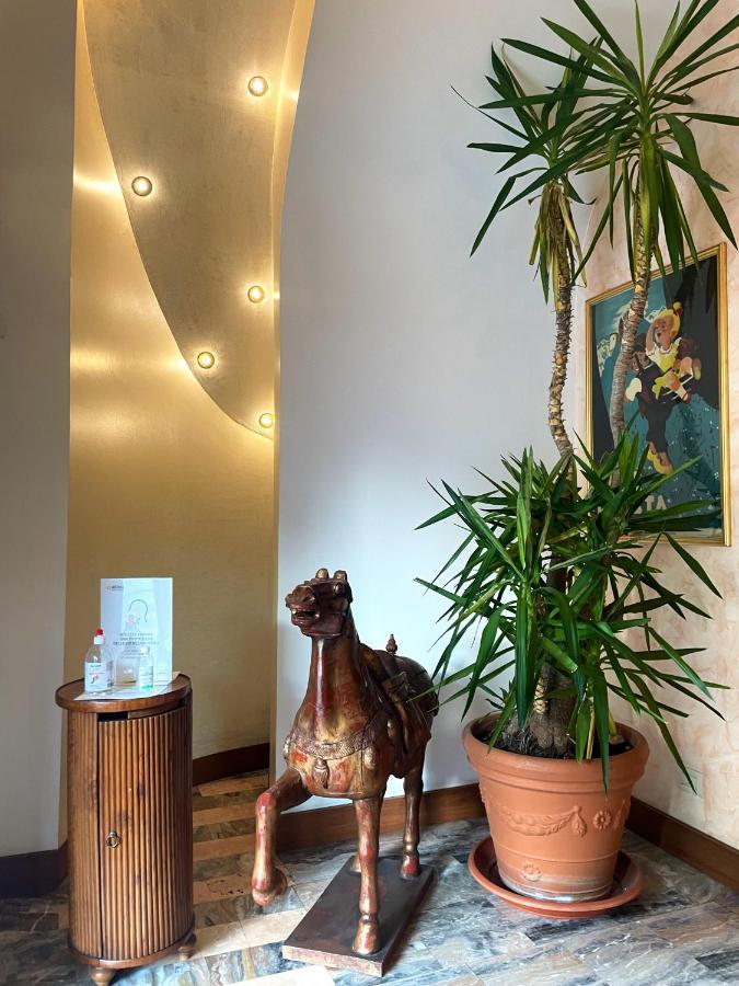 Miramonti Hotel Saint Vincent Екстериор снимка